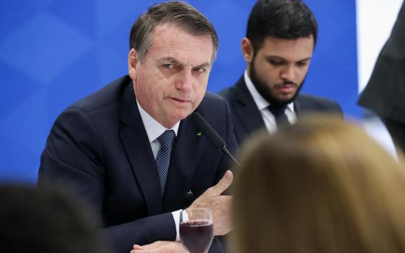 Bolsonaro diz que decisão do STF sobre homofobia é equivocada