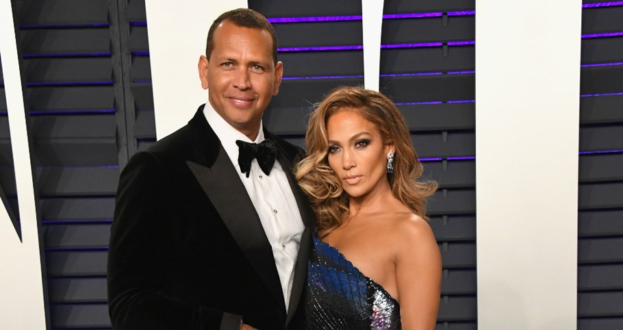 Jennifer Lopez  adia plano de casar e quer ter filho com 50 anos