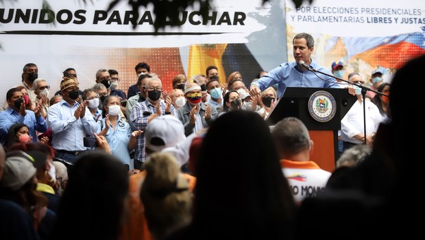 Oposição está de volta às urnas na Venezuela, após 3 anos de boicote
