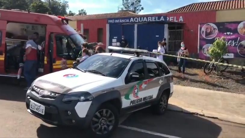 Aumenta para cinco o número de mortos em ataque a escola infantil