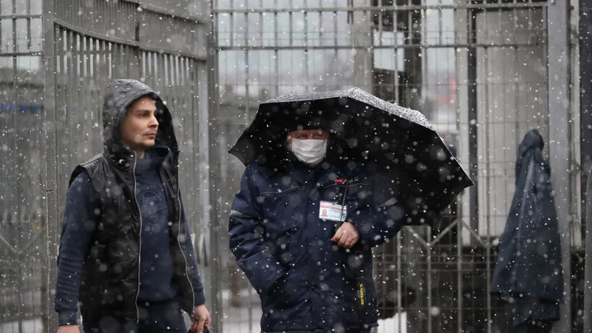 Rússia bate recorde de contaminações, com 29 mil novos casos confirmados