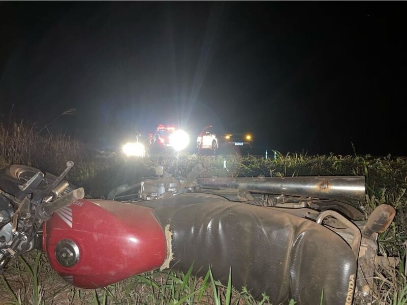 Acidente em Zona Rural de Caldas Novas envolve carro e moto