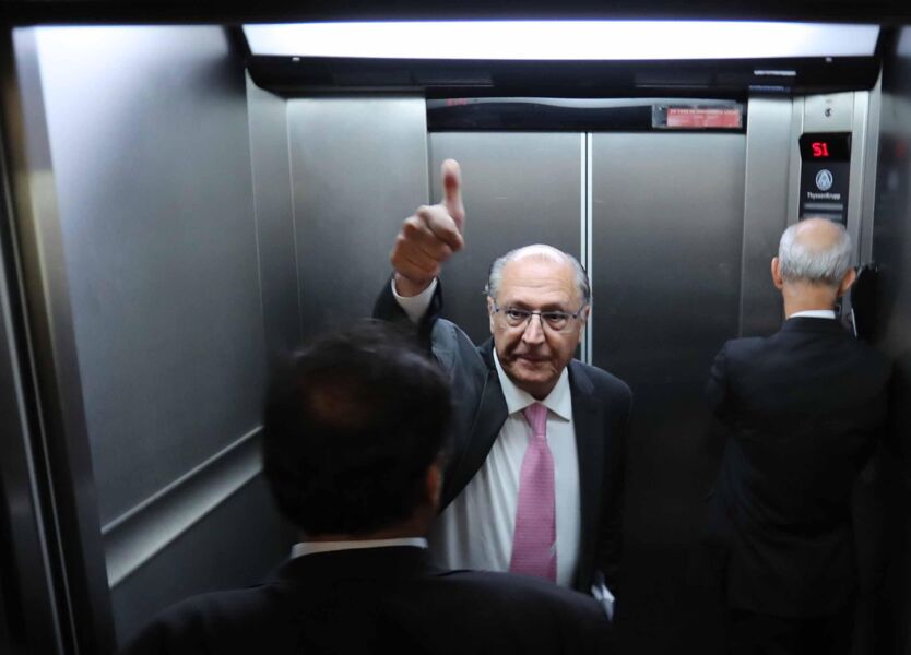 TCU vê precedente em crédito extraordinário; Pacheco apoia a saída