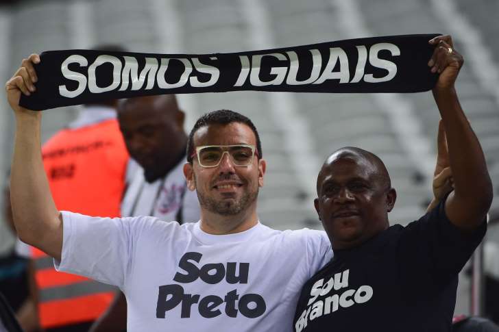 Shopping tem episódio de racismo
