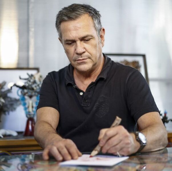 Morre Fernando Campana, símbolo do design brasileiro, aos 61 anos