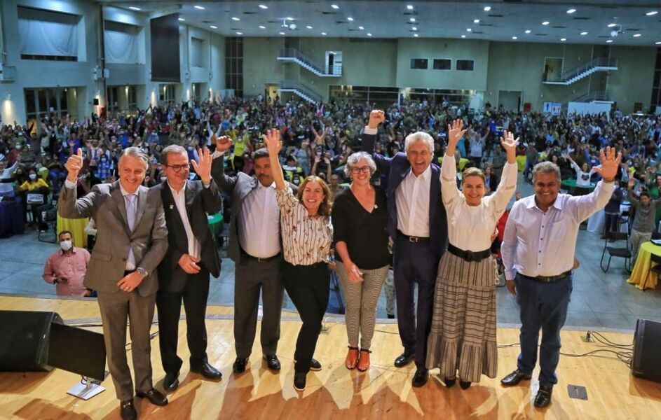 Caiado anuncia pagamento de bônus por resultado para servidores