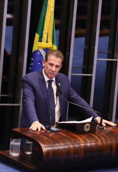 Vanderlan contesta posição de Lula sobre evangélicos