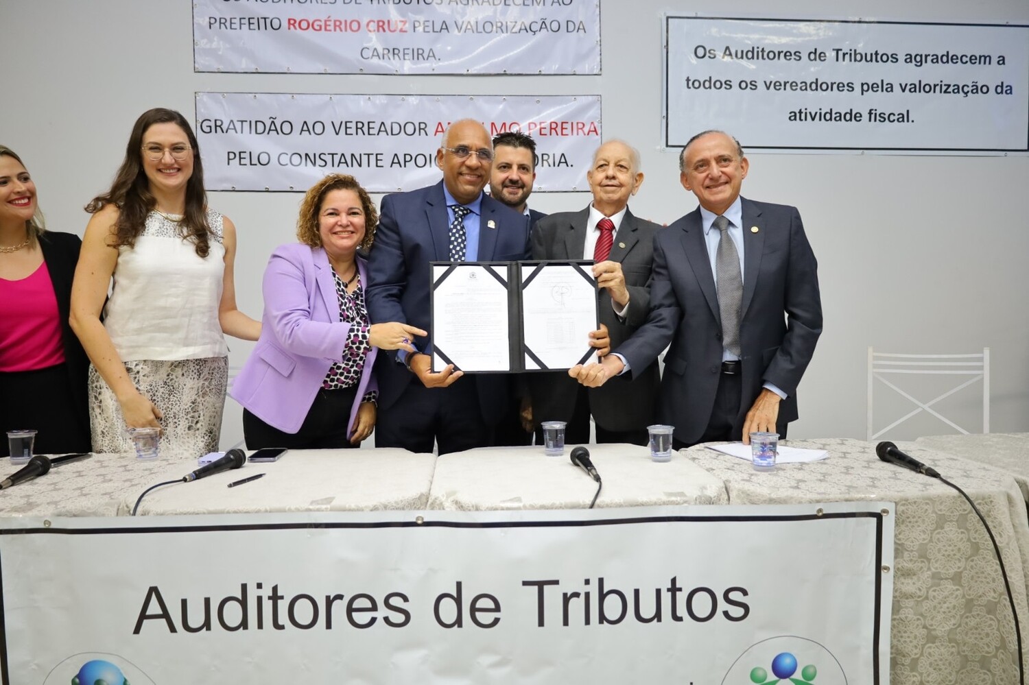 Lei complementar disciplina carreira de auditores