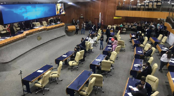 Câmara aprova aumento de quatro vagas de vereador