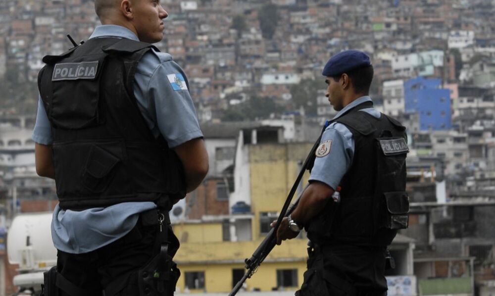 Fachin dá 5 dias para RJ entregar plano sobre câmeras em fardas e viaturas da PM