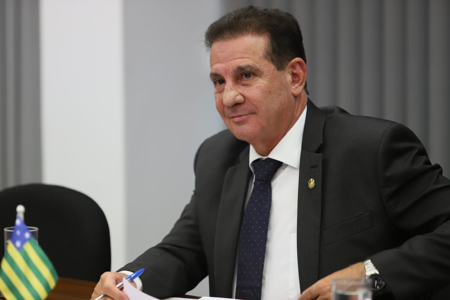 Vanderlan quer aumento real do salário mínimo