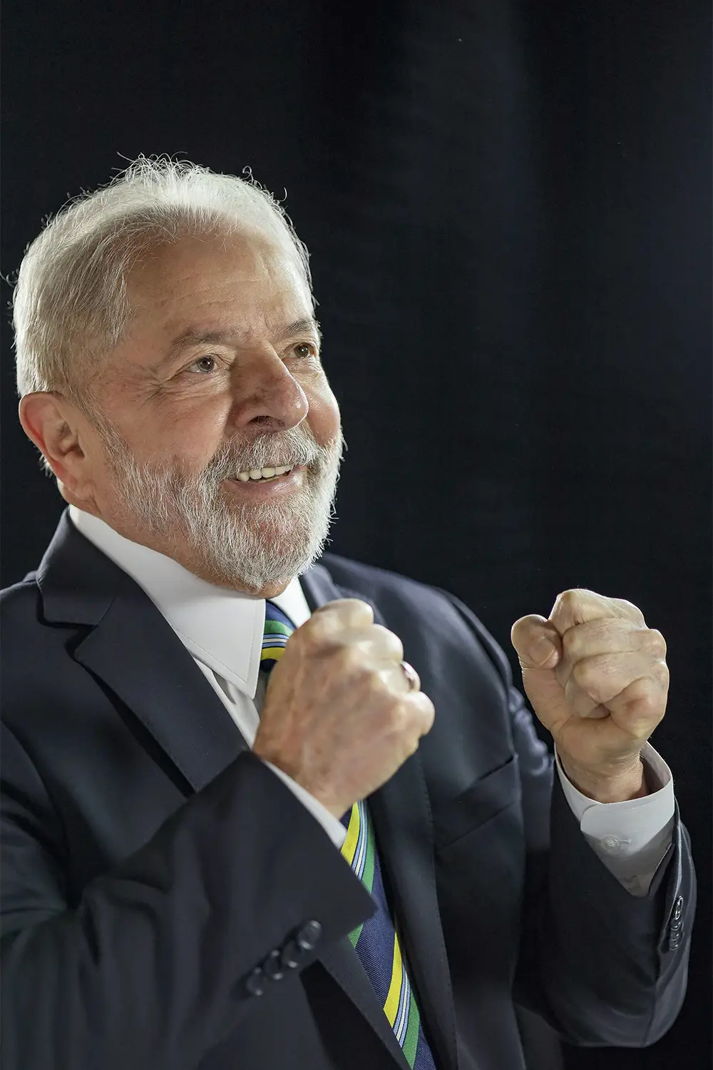 Governo Lula cria órgãos  contra notícia falsa