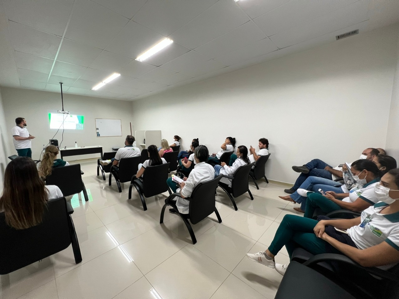 Policlínica de Goianésia faz treinamento sobre Diagrama de Ishikawa