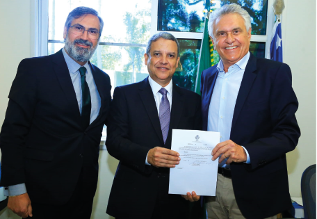 Caiado nomeia Eliseu Taveira para TJGO