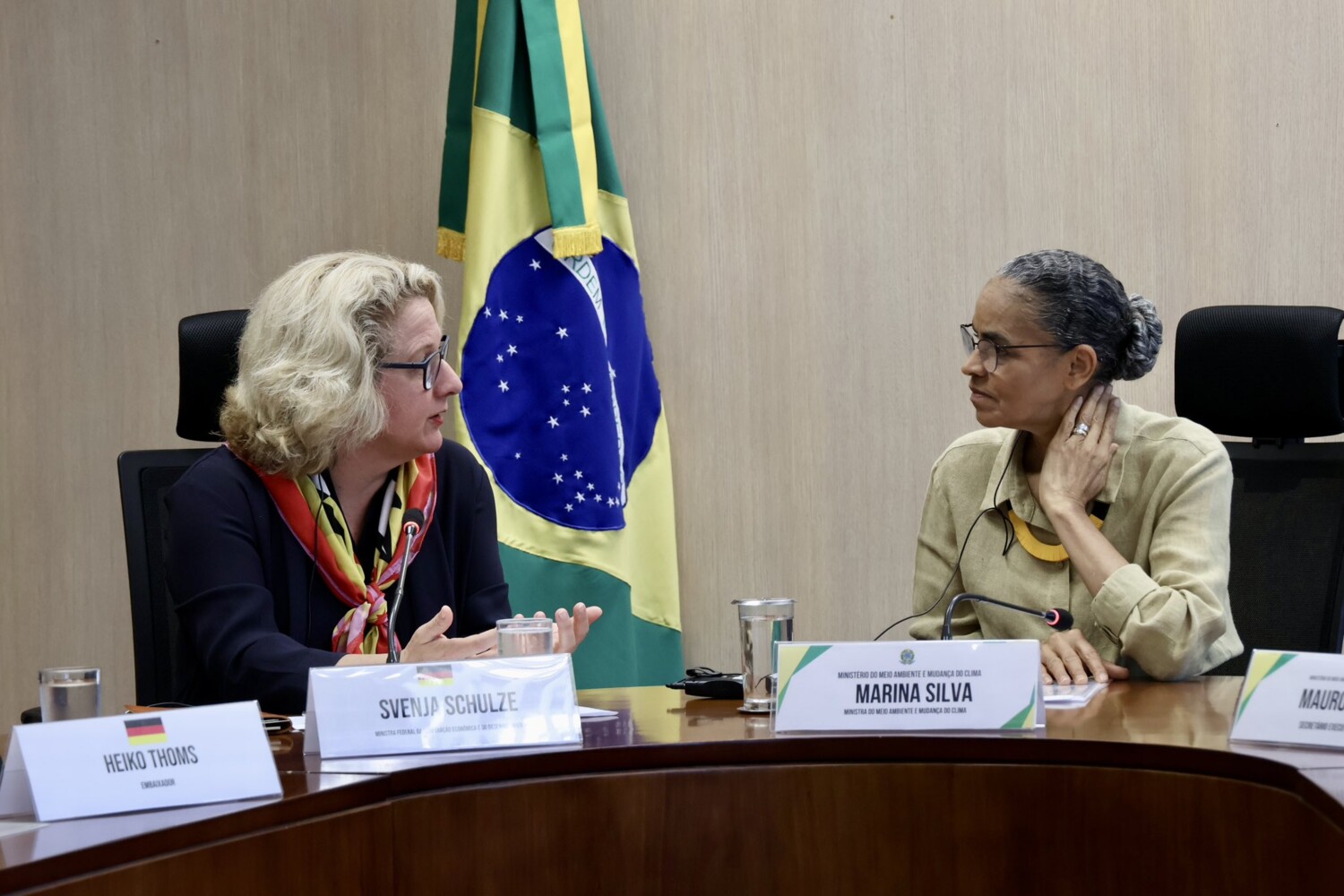 Brasil pode ser líder na área de hidrogênio verde, diz ministra alemã