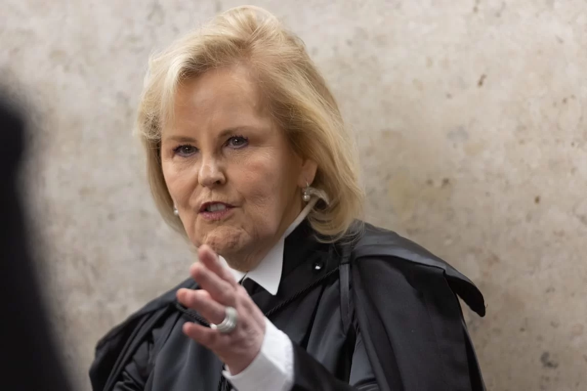 Mais mulheres no poder para fortalecer democracia
