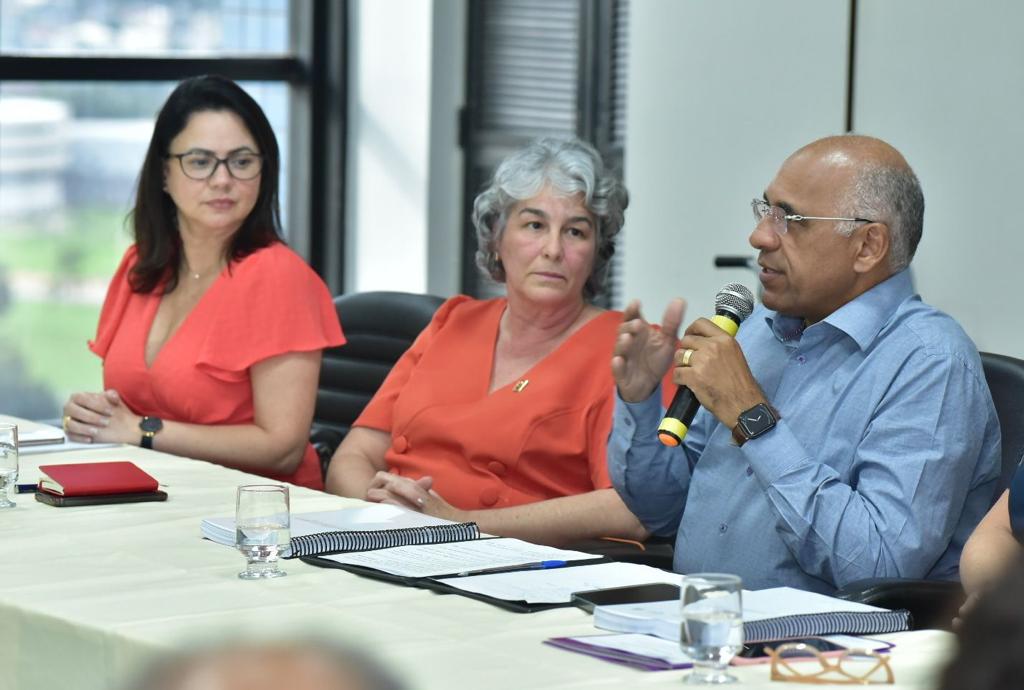 Relatório subsidiará Observatório da Mulher