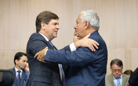 Vilmar Rocha comemora 40 anos  do 1º mandato