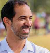 Pellozo desponta para reeleição com apoio de Caiado e Vanderlan