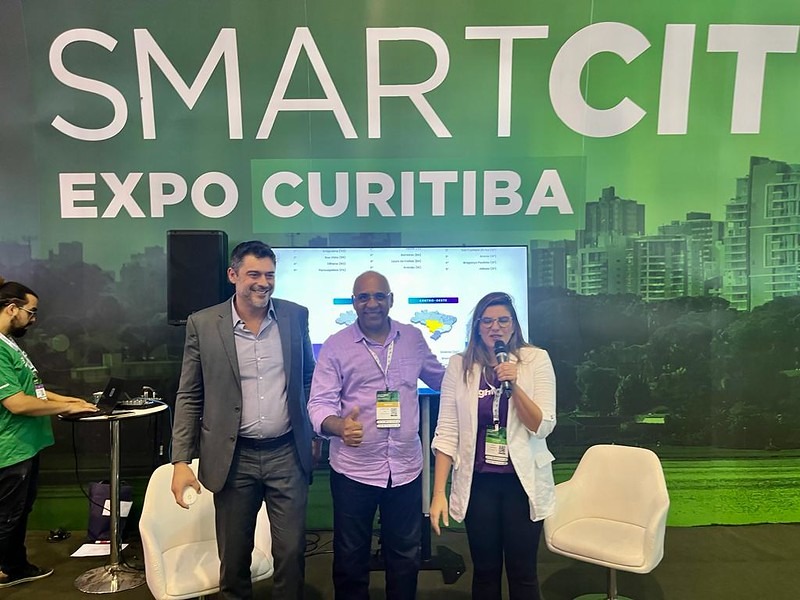 Cidade Inteligente avança “com foco em melhorar a qualidade de vida do cidadão”, diz Rogério Cruz