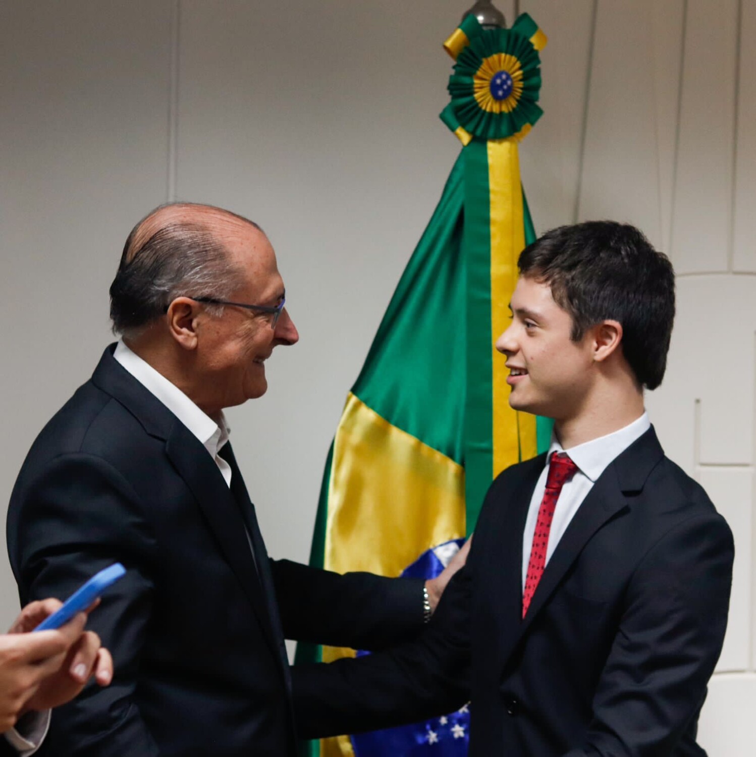 Vice-presidente Alckmin recebe influencer goiano