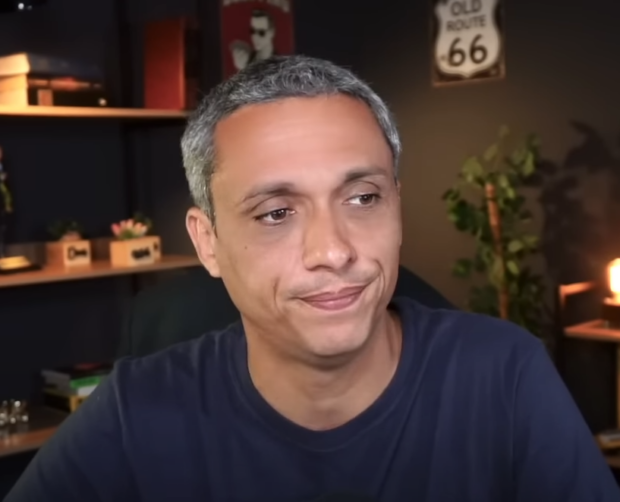 Deputado Gustavo Gayer usa verba pública para pagar empresa de amigo envolvido em atos golpistas




Deputado usa verba para pagar empresa de amigo envolvido em atos golpistas