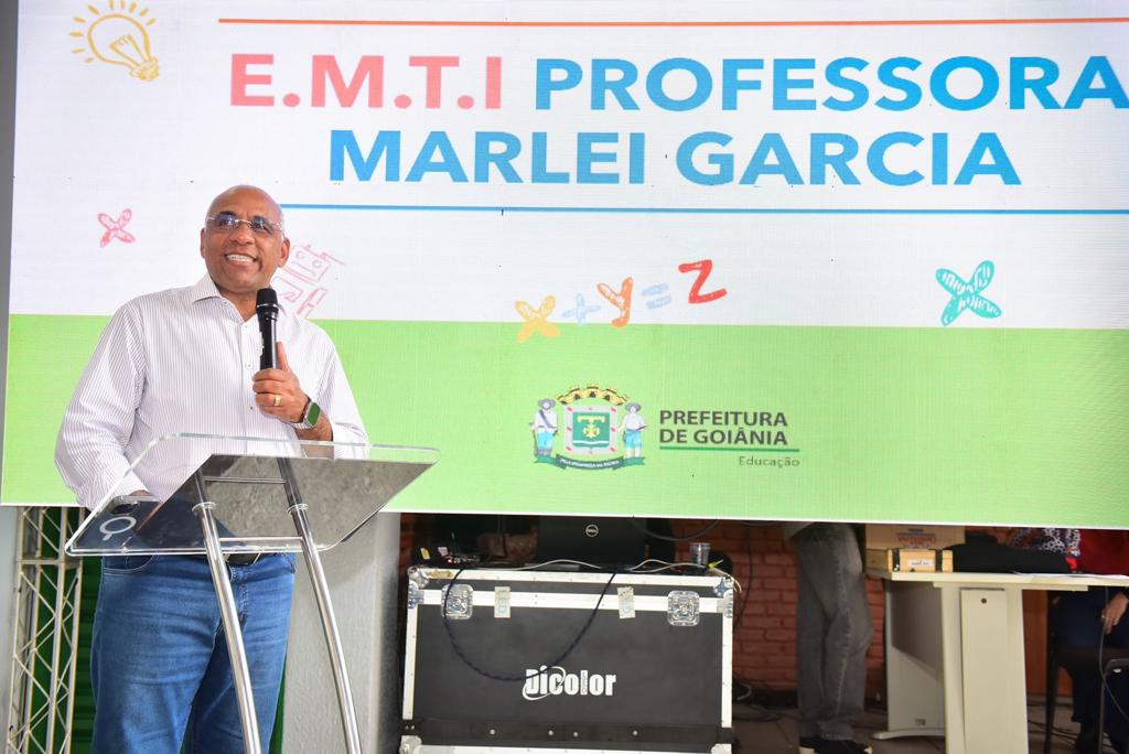 Prefeitura inaugura escola de tempo integral na Vila Monticelli