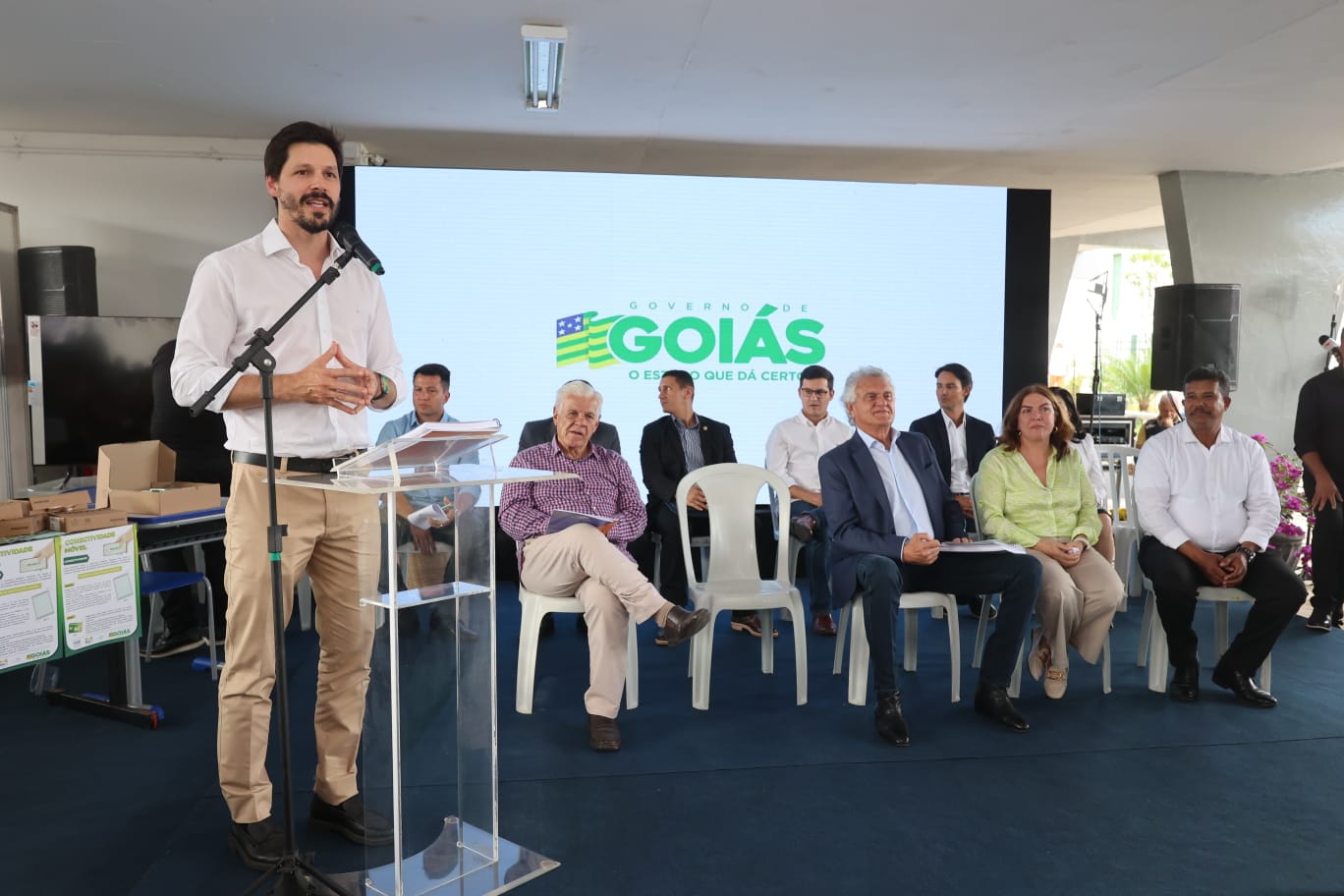 Daniel Vilela: “Governo de Goiás investe em educação com foco no futuro dos estudantes e dos goianos”