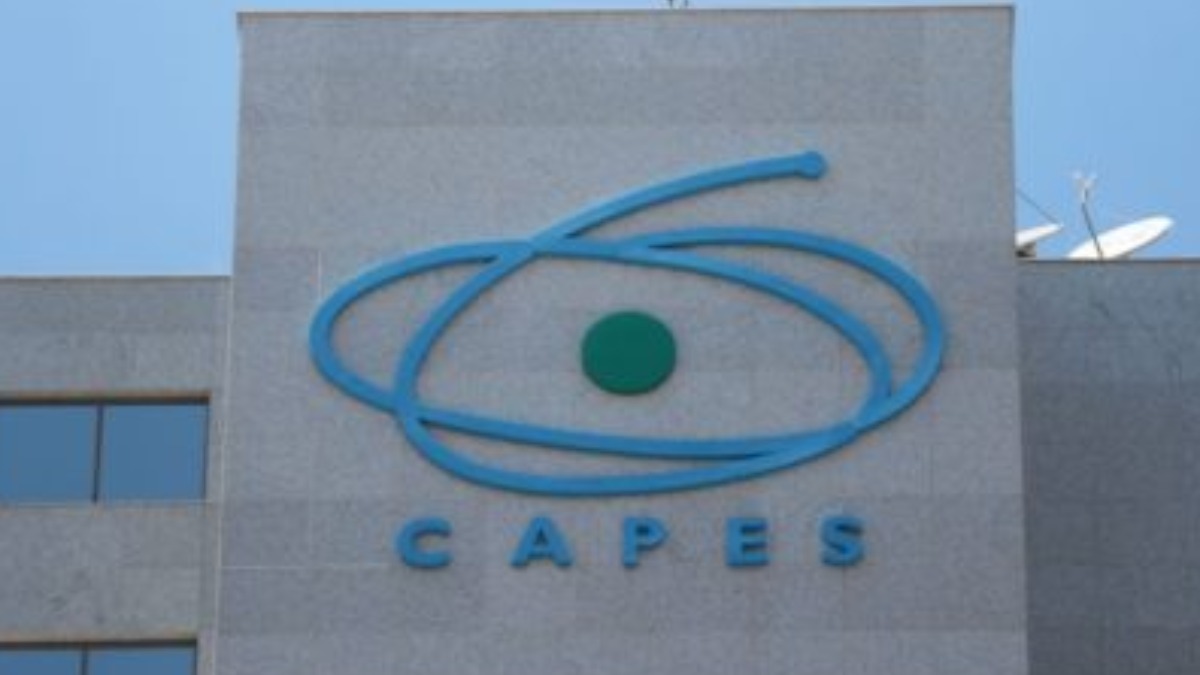 Capes: Mais pesquisadores deixam cargos e número de renúncias chega a 80