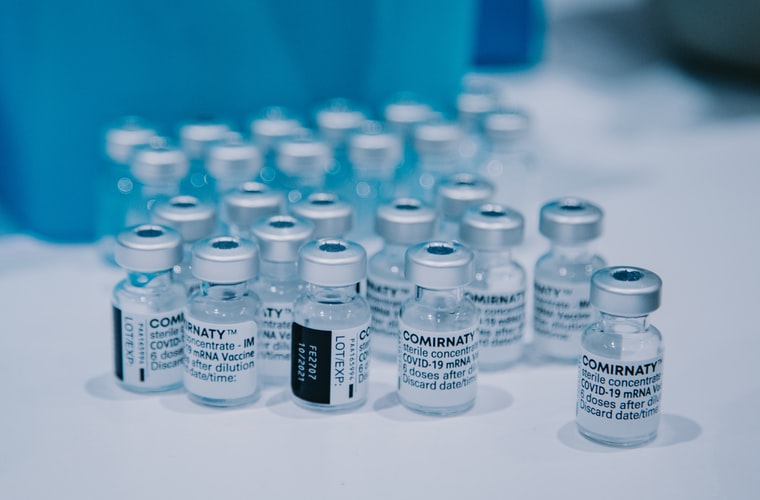 Anvisa interdita 12 milhões de doses da Coronavac de fábrica sem autorização