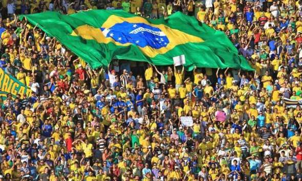 Eleitorado brasileiro está mais feminino e idoso, afirma TSE
