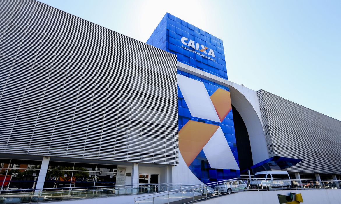 Diretor da Caixa é encontrado morto na sede do banco