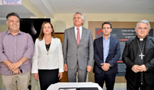 Governo firma convênio de R$ 2 milhões ao mês para Santa Casa de Goiânia
