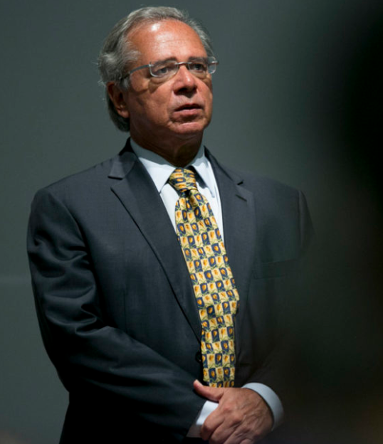 Guedes afirma que estabilidade de servidores dependerá do tipo de carreira