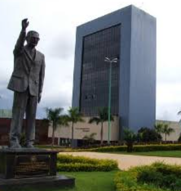 Mais de 1,3 mil profissionais da saúde foram convocados pela Prefeitura de Goiânia, veja lista