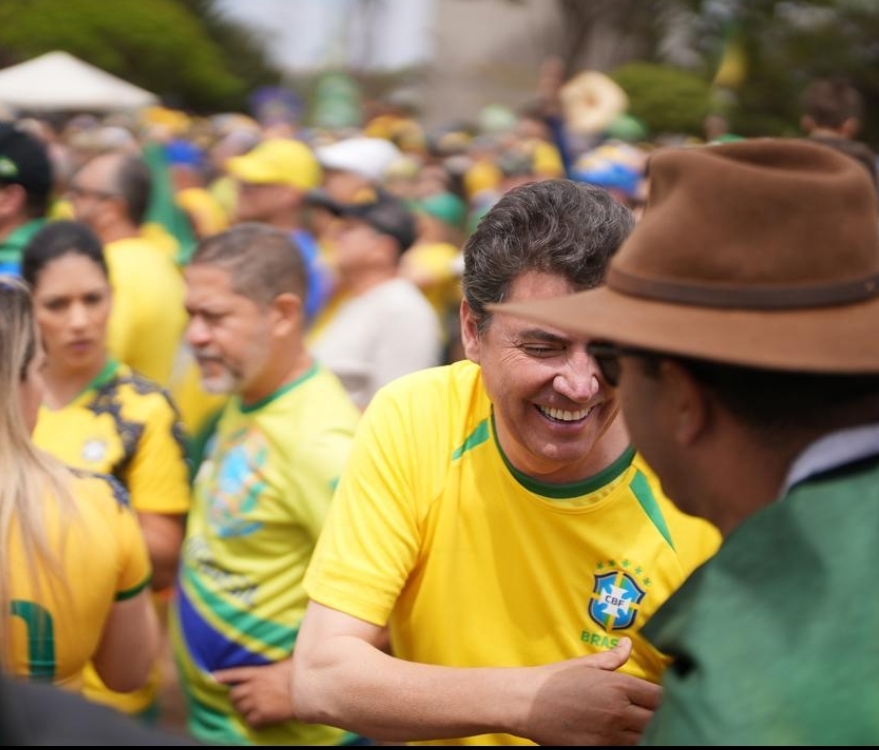 Última pesquisa para Senado indica vitória de Wilder