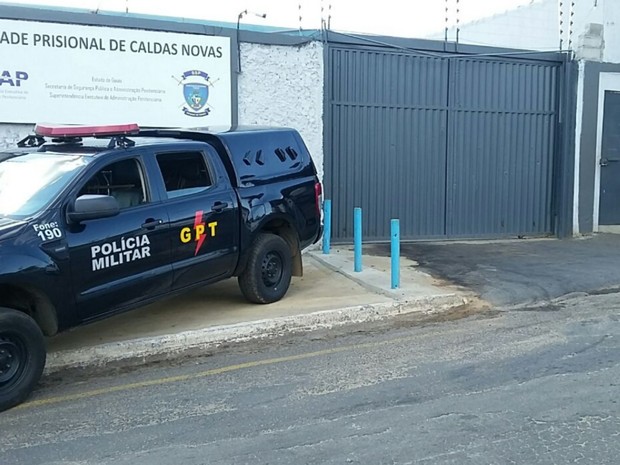 Vigilante penitenciário é baleado em Caldas Novas