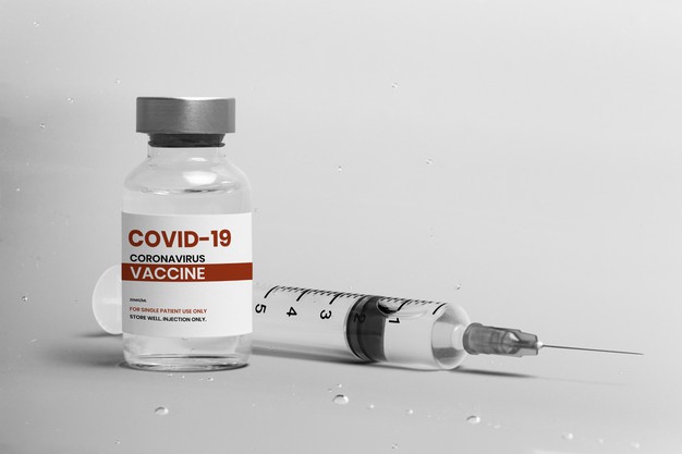 Após meses de críticas, governo paga R$ 10,3 mi em seguro para vacinas da Pfizer e da Janssen