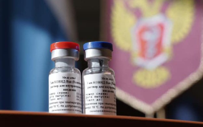 México recebe carregamento de 200 mil doses da vacina Sputnik V