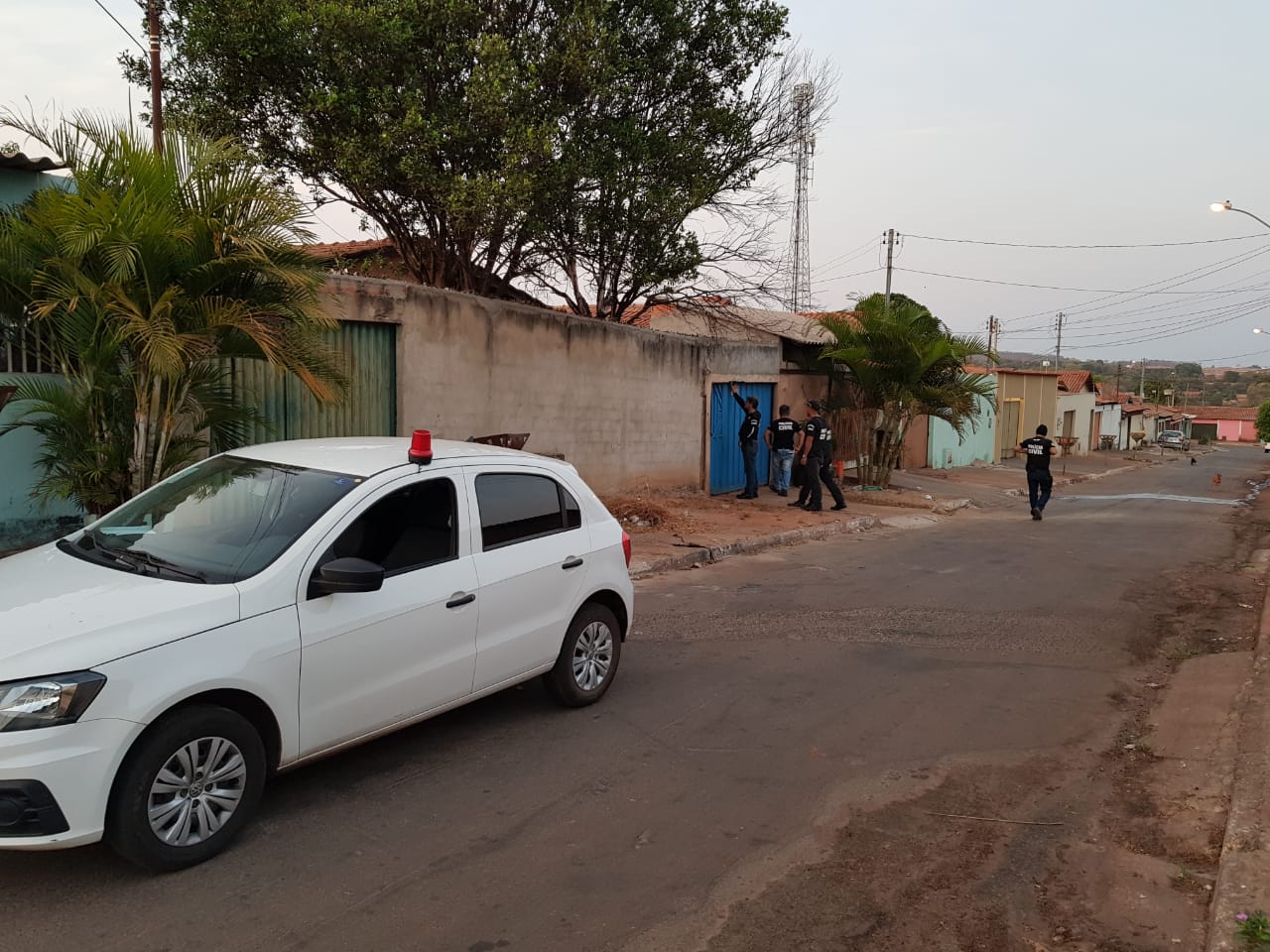 Carta anônima deixada em viatura agradece ação policial em Goiânia