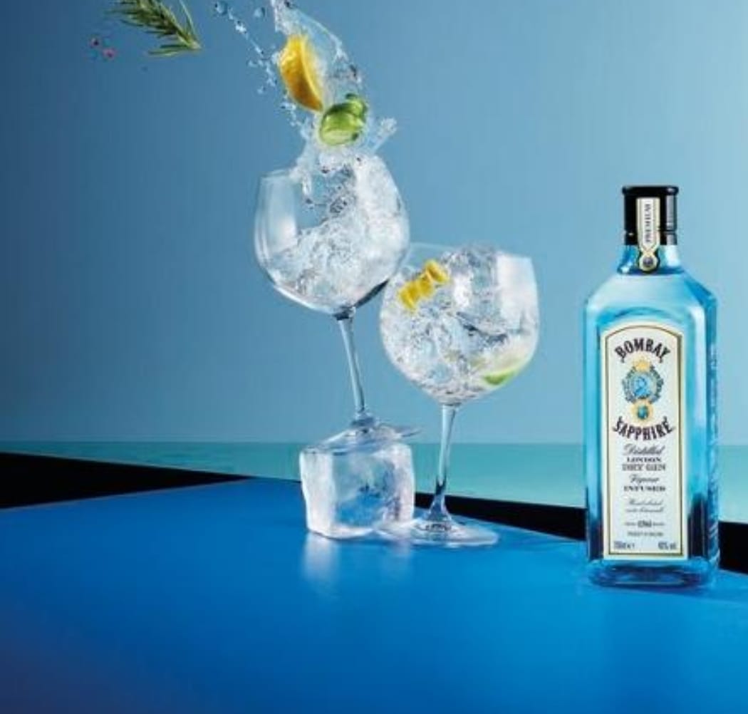 Marca de bebida Bacardi produzirá 1,1 milhão de litros de álcool em gel