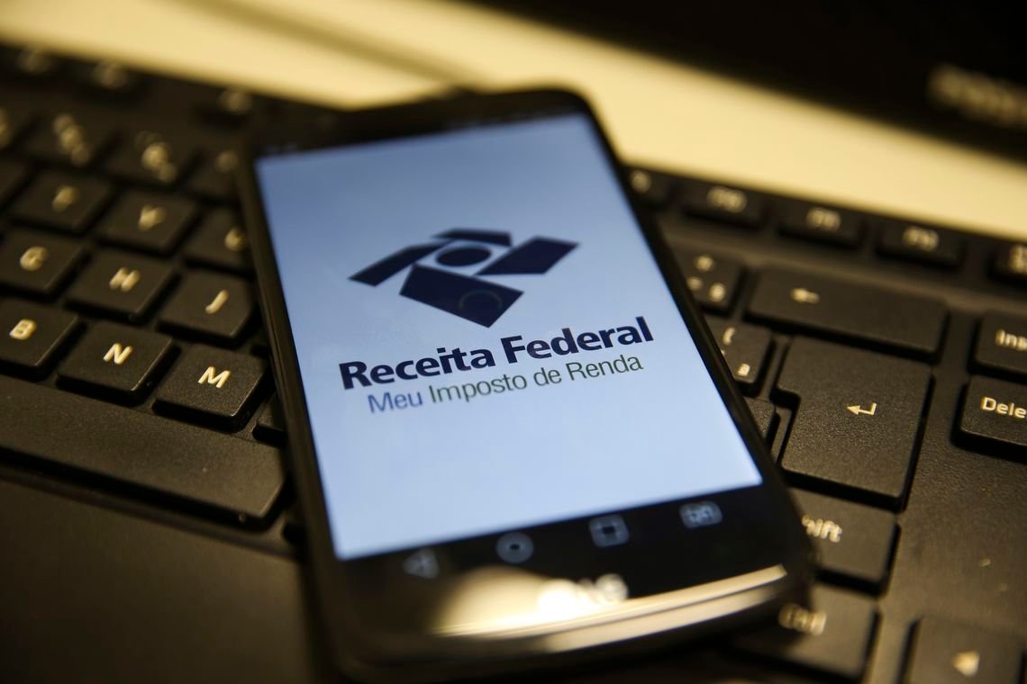 Alunos e professores da Estácio de Goiás oferecem orientação gratuita sobre Imposto de Renda
