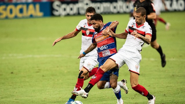 Fortaleza e Atlético Goianiense ficam no 0 a 0
