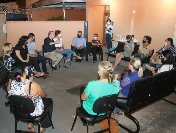 ”Ninguém governa sozinho. É preciso dialogar com toda a sociedade”, diz Samuel em encontro com lideranças femininas