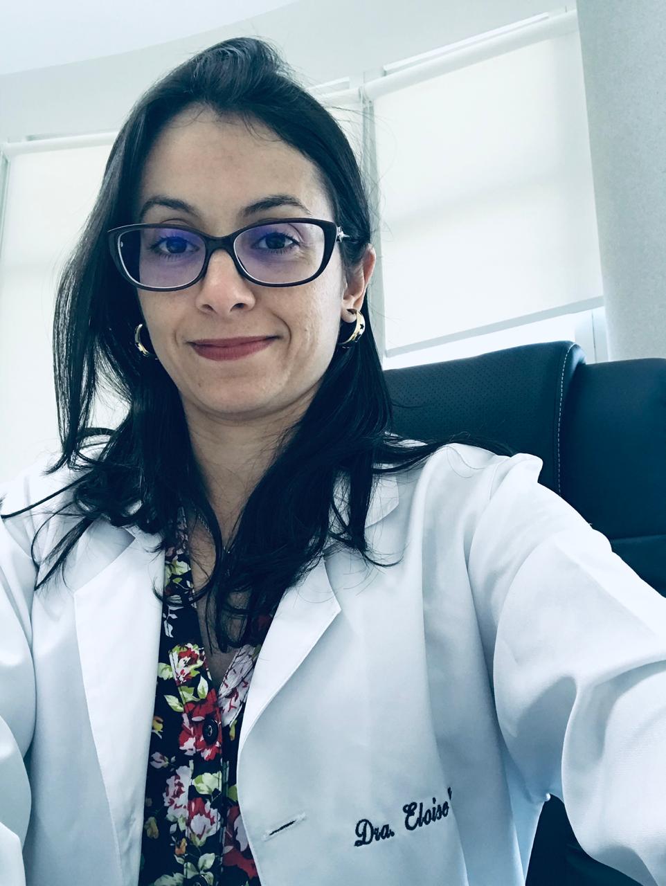 Autoexame da mama não substitui ida ao médico periodicamente