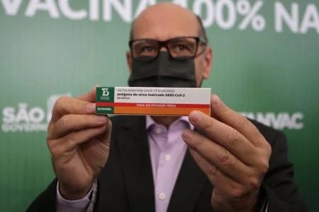 Ataques de Bolsonaro à China provocam atraso no envio de IFA, diz Butantan