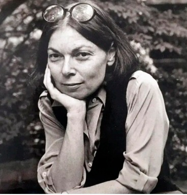 Morre jornalista  Janet Malcolm