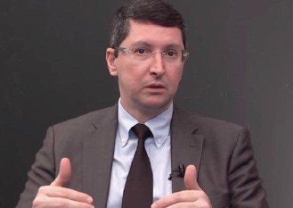Nova lei de improbidade é um retrocesso absurdo, diz Fernando Krebs