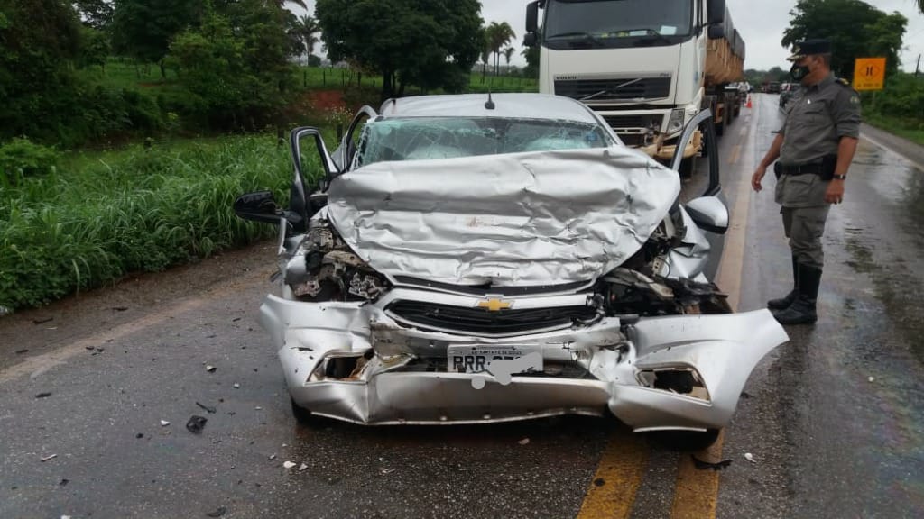Família morre em acidente na BR-070