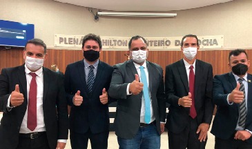 Weslley Cabeção reeleito presidente da Câmara